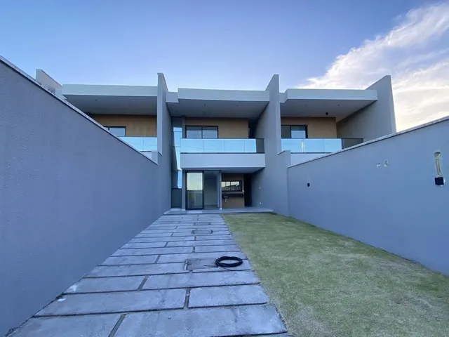 Imagem: Casa Duplex Eusébio- 4 Suítes R$699.000,00