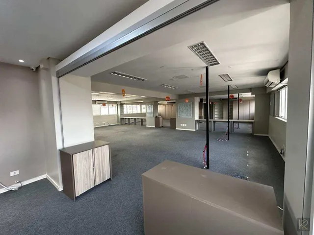 Imagem 8: Laje corporativa no Batel/Centro de Curitiba com 380m² no último andar do New Concept