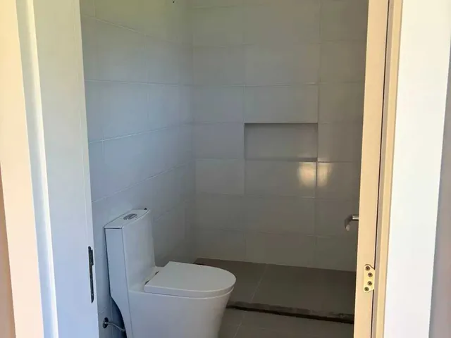 Imagem 4: Casa com 3 dormitórios sendo 3 suítes e 1 vaga de garagem em Canela/RS