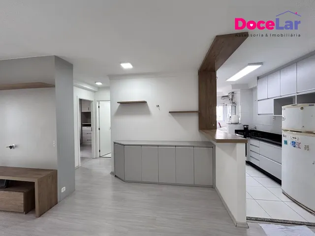 Imagem: O apartamento possui 2 Dormitórios, 1 Suíte, 2 Banheiros,