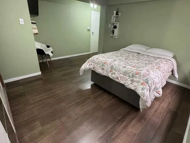Imagem 6: Casa com 5 dormitórios e 3 vagas de garagem em Florianópolis/SC