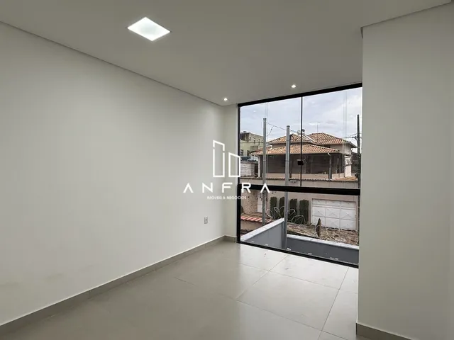 Imagem 2: Casa moderna e achonhegante no bairro São Pedro, em Ibirité