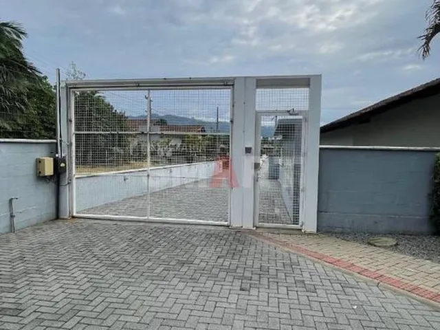 Imagem 10: Apartamento Mobiliado com 2 Dormitórios na Barra do Rio Cerro