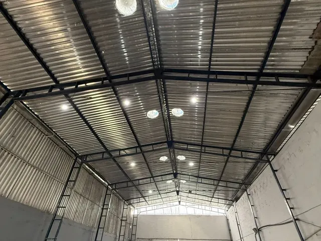 Imagem 5: Galpão 330m² – Pé Direito 6m e Escritório Amplo