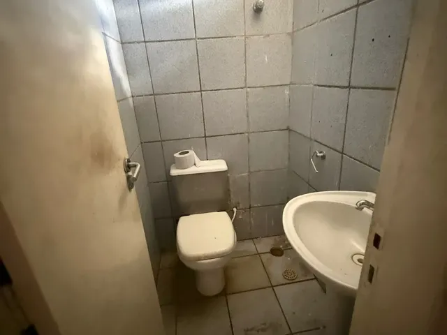 Imagem 6: Galpão 330m² – Pé Direito 6m e Escritório Amplo