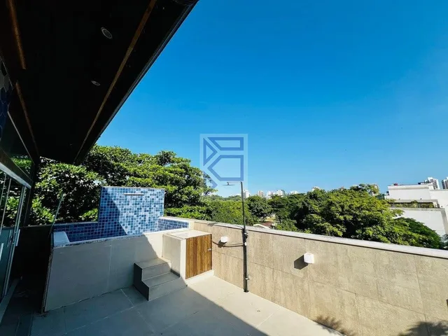 Imagem 2: Cobertura de luxo na Barra da Tijuca - 4 quartos, 3 suítes, 3 salas, 4 banheiros, 2