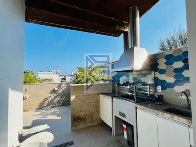 Imagem 4: Cobertura de luxo na Barra da Tijuca - 4 quartos, 3 suítes, 3 salas, 4 banheiros, 2