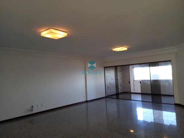 Imagem: Apartamento à venda com 4 suítes e vista
