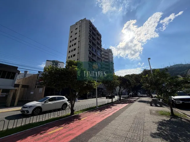 Imagem 2: APARTAMENTO 2 DORMITÓRIOS COM DEPENDÊNCIA COMPLETA - CENTRO - FLORIANÓPOLIS