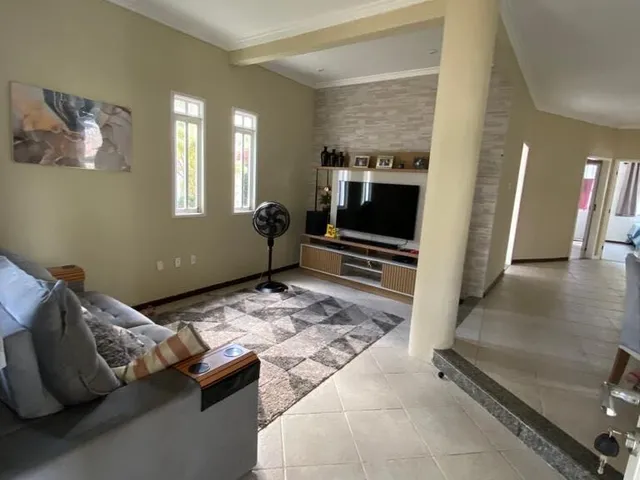 Imagem 6: Alugo casa terréa com 300m2 piscina particular com 4/4, 2 suítes, 3 vagas em