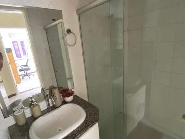 Imagem 7: Alugo casa terréa com 300m2 piscina particular com 4/4, 2 suítes, 3 vagas em