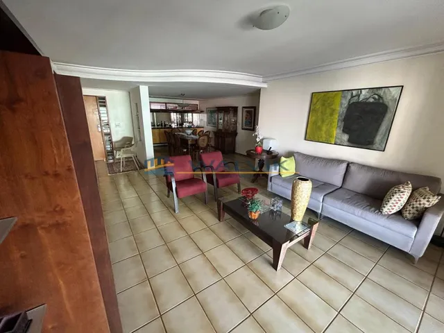 Imagem: Apartamento à venda nos Aflitos com 188m²!