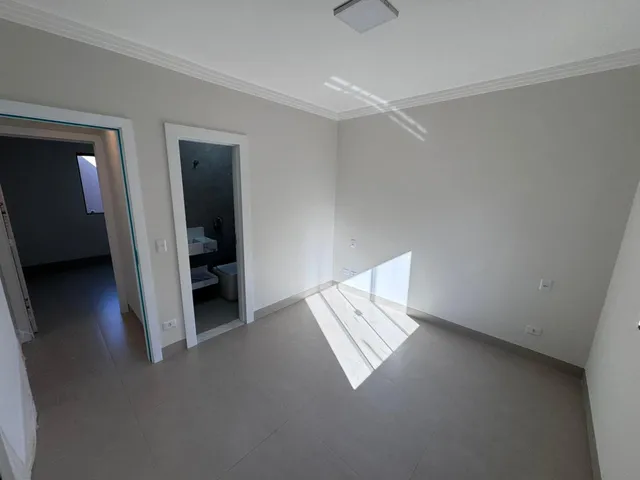 Imagem 13: Casa para Venda em Campo Grande, São Francisco, 3 dormitórios, 1 suíte, 2 banheiros