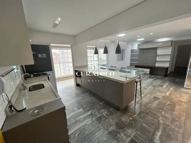 Imagem: O apartamento possui 3 Dormitórios, 3 Suítes, 4 Banheiros