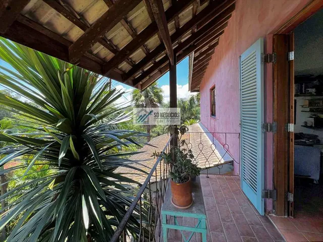 Imagem 9: Casa rústica charmosa à venda na Granja Viana II em Cotia com 5 dormitórios, salão