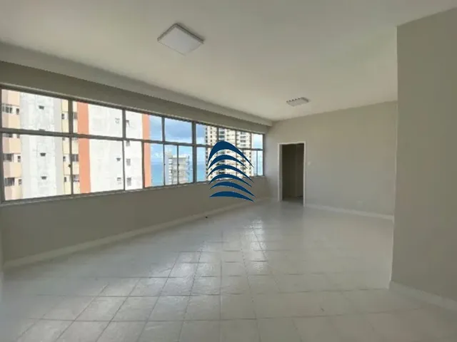 Imagem: O apartamento possui 3 Dormitórios, 1 Suíte, 3 Banheiros