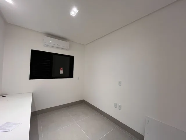 Imagem 2: Casa Alto Padrão com Varanda Gourmet e 2 Suítes À Venda no Laranjeiras em Patos de Minas