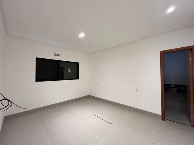 Imagem 16: Casa Alto Padrão com Varanda Gourmet e 2 Suítes À Venda no Laranjeiras em Patos de Minas