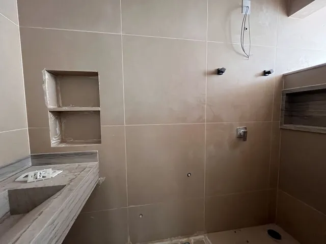 Imagem 7: Casa Alto Padrão com Varanda Gourmet e 2 Suítes À Venda no Laranjeiras em Patos de Minas