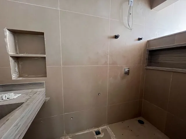 Imagem 9: Casa Alto Padrão com Varanda Gourmet e 2 Suítes À Venda no Laranjeiras em Patos de Minas