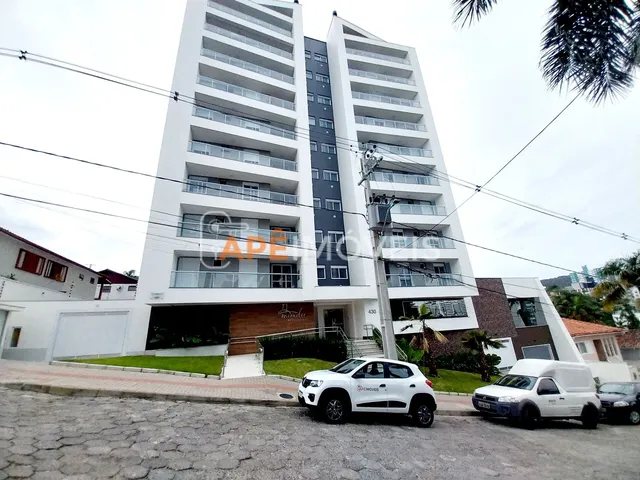 Imagem: O apartamento possui 3 Dormitórios, 1 Suíte, 1 Banheiro, 2