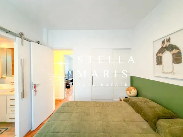 Imagem 13: Ipanema, Apartamento reformado, em andar alto, com 76 m2 e vista para o Morro Dois