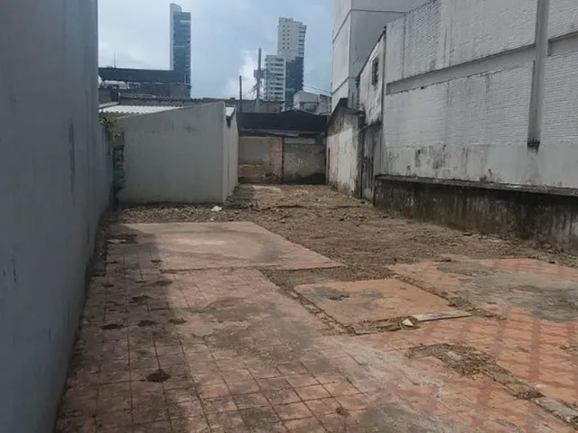 Imagem 2: Terreno na Domingos Marreiro com excelente metragem e grande potencial de valorização