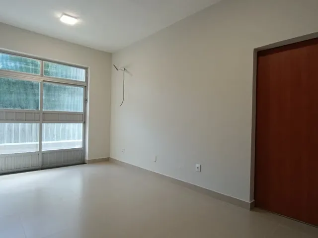 Imagem 13: Apartamento no Edifício Palácio do Rádio com sacada e excelente aproveitamento de