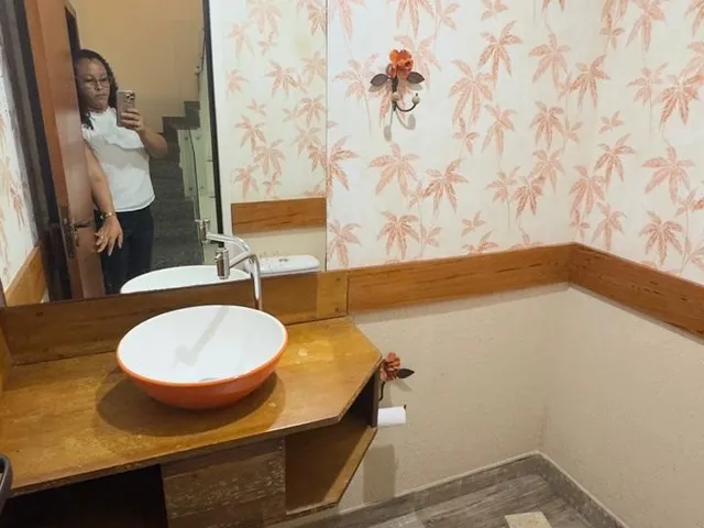 Imagem 2: VENDO CASA DUPLEX EM ITAPUÃ, COM 4/4 SENDO 1 SUÍTE, 120M², R$750.000,00, ACEITA