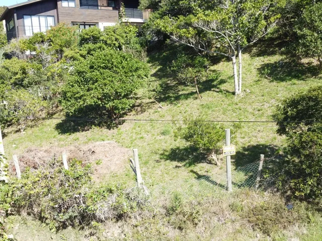 Imagem 7: Terreno com vista para o mar, Garopaba-SC, bairro Silveira, 1.058m² de área pronta para