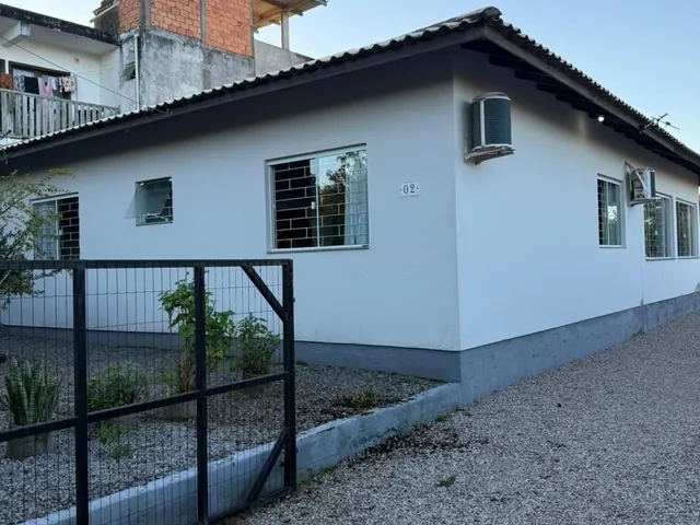 Imagem 16: Casa à venda em Garopaba-SC, bairro Grama: 3 quartos, 1 banheiro, 3 vagas de garagem