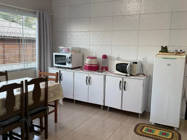 Imagem 13: Casa à venda em Garopaba-SC, bairro Grama: 3 quartos, 1 banheiro, 3 vagas de garagem