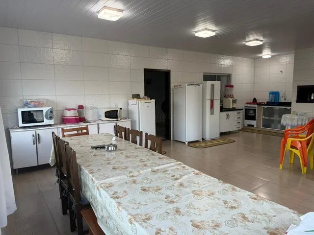 Imagem 2: Casa à venda em Garopaba-SC, bairro Grama: 3 quartos, 1 banheiro, 3 vagas de garagem