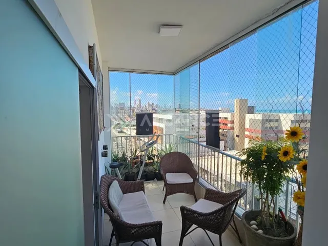 Imagem: O apartamento possui 3 Dormitórios, 1 Suíte, 2 Banheiros,