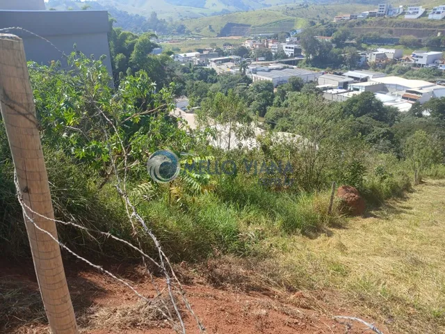 Imagem 2: Terreno com vista permanente Serra Azul