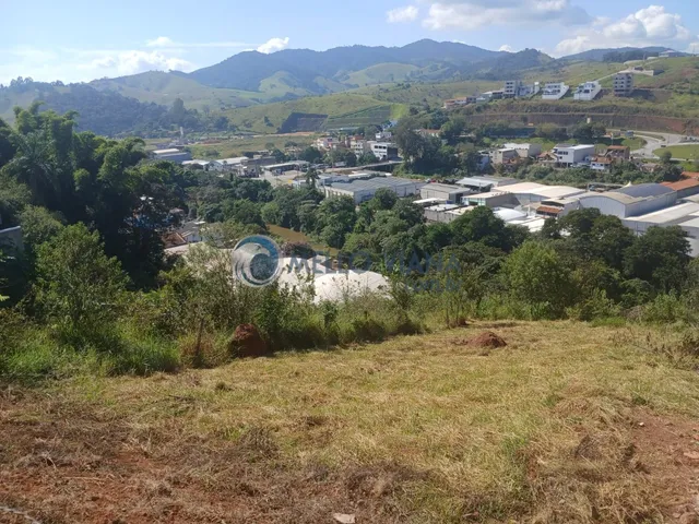 Imagem 5: Terreno com vista permanente Serra Azul