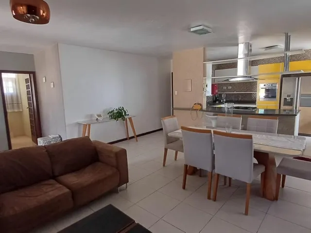 Imagem 2: VILAS DO ATLÂNTICO CASA LINDA MOBILIADA VENDA OU ALUGUEL: Charmosa residência de 3