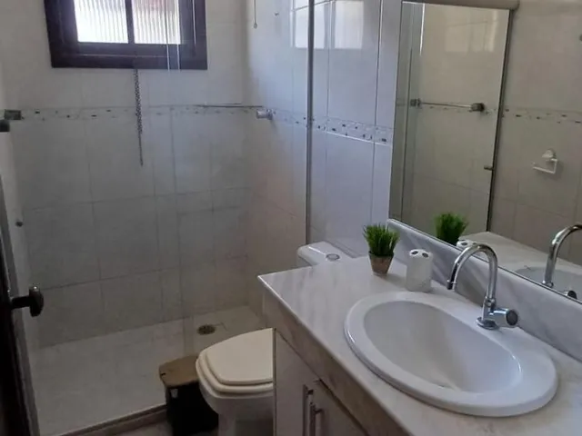 Imagem 4: VILAS DO ATLÂNTICO CASA LINDA MOBILIADA VENDA OU ALUGUEL: Charmosa residência de 3