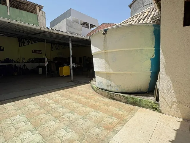 Imagem 14: Viva o sonho da casa própria em Ipitanga! Casa com 3 quartos, 3 suítes e 6 vagas de
