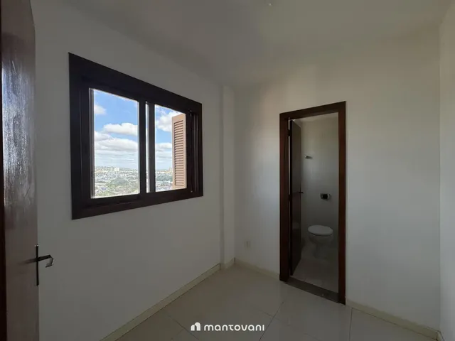 Imagem 7: Apartamento 3 dormitórios com hidro + dependência próx. Oktober
