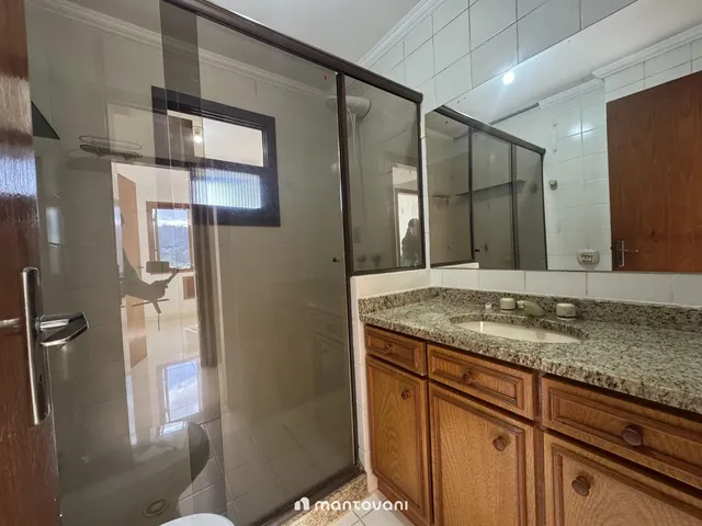 Imagem 16: Apartamento 3 dormitórios com hidro + dependência próx. Oktober