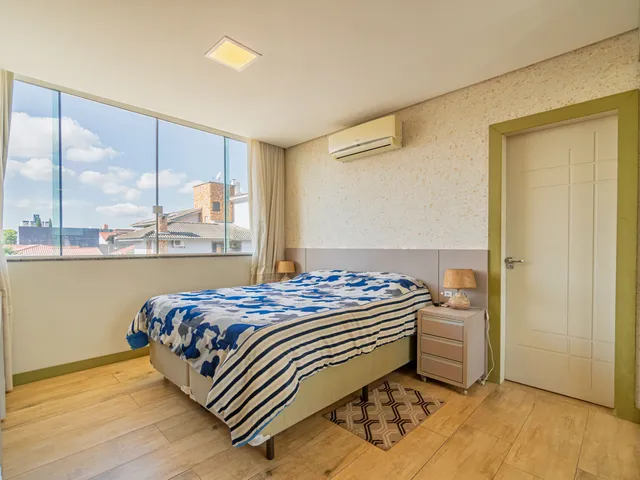 Imagem 5: Casa com 4 dormitórios