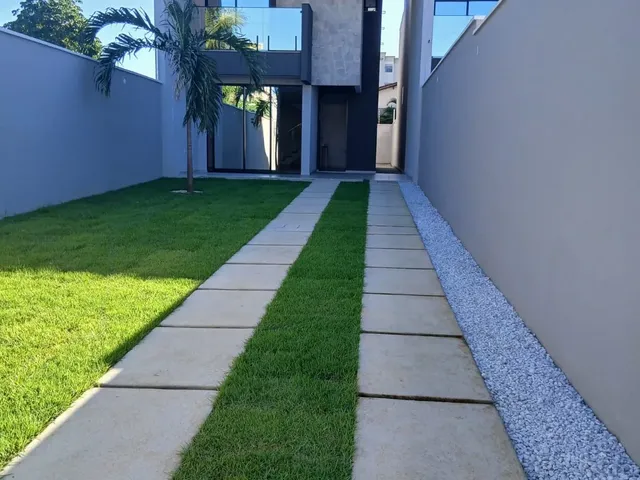 Imagem: A casa possui 2 Dormitórios, 4 Suítes, 4 Banheiros, 6 Vagas