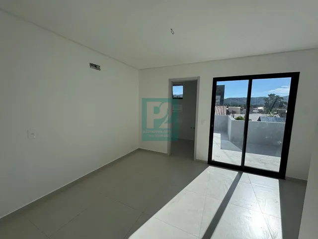 Imagem 9: Casa Nova com 3 Dormitórios e Excelente Padrão de Acabamento Em Bombas - Bombinhas/SC