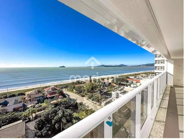 Imagem: Apartamento com 3 suítes a 50m do mar