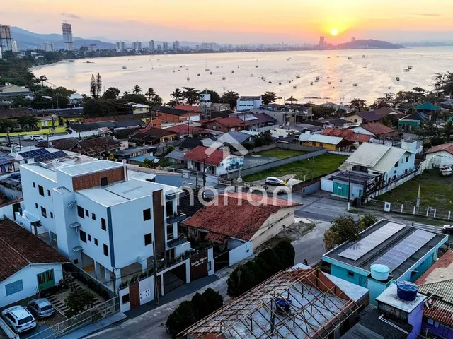 Imagem 1: Apartamento com 3 quartos à Venda, Armação - Penha
