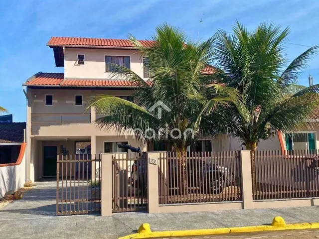 Imagem: Casa com 3 quartos mais 02 suites master,à