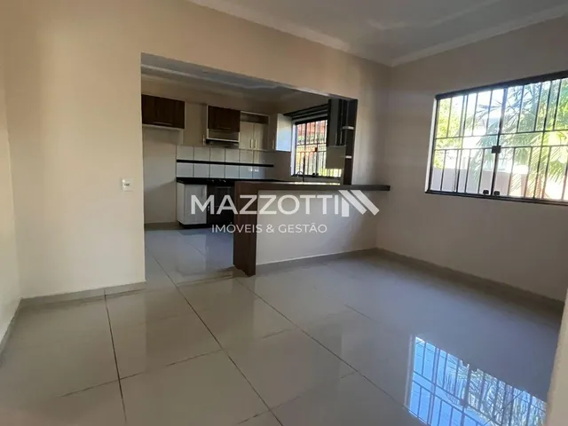 Imagem 3: CASA TERREA COM 02 QUARTOS SALA DE ESTAR E JANTAR CENTRO DE MEDIANEIRA PR
