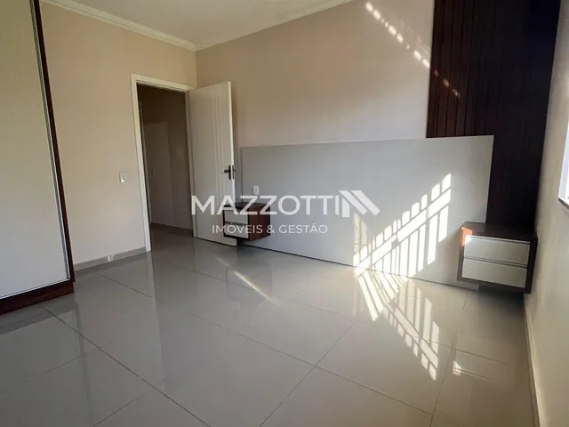 Imagem 11: CASA TERREA COM 02 QUARTOS SALA DE ESTAR E JANTAR CENTRO DE MEDIANEIRA PR