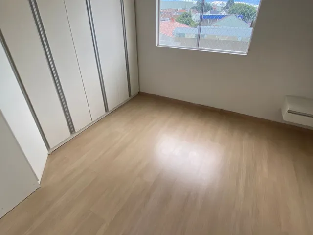 Imagem 2: Sobrado Mobiliado em Condomínio em Pinheirinho, Curitiba/PR